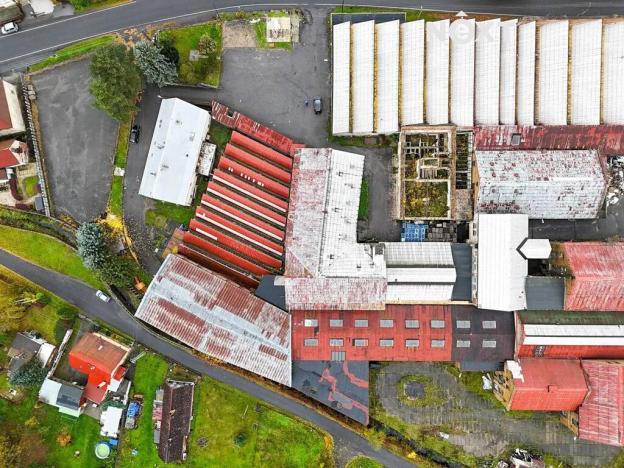 Pronájem výrobních prostor, Dětřichov, 6890 m2