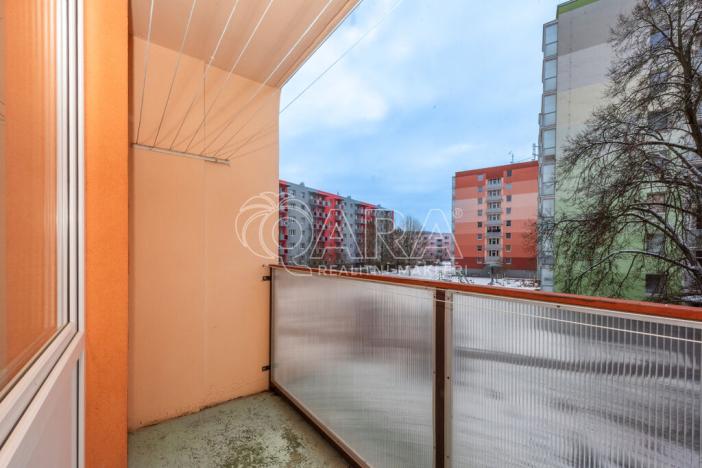 Prodej bytu 3+1, Hostinné, Sídliště, 88 m2