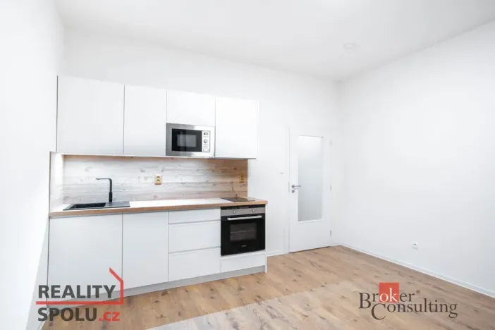 Prodej bytu 1+kk, Ostrava - Přívoz, Palackého, 22 m2