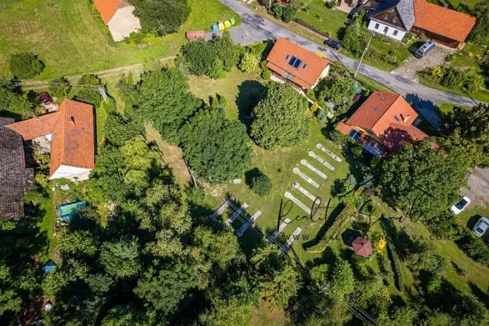 Prodej apartmánu, Hranice, 297 m2