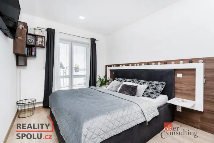 Pronájem bytu 3+kk, Hradec Králové - Svobodné Dvory, K Meteoru, 122 m2