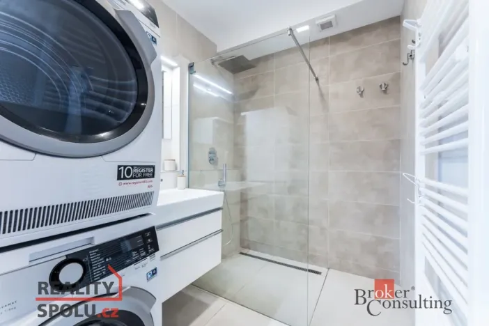 Pronájem bytu 3+kk, Hradec Králové - Svobodné Dvory, K Meteoru, 122 m2