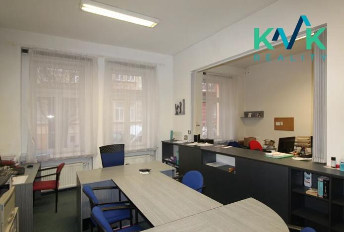 Pronájem kanceláře, Karlovy Vary, K. Čapka, 60 m2
