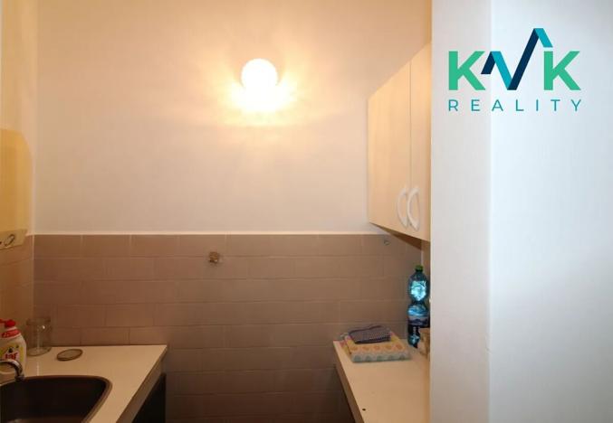 Pronájem kanceláře, Karlovy Vary, K. Čapka, 60 m2