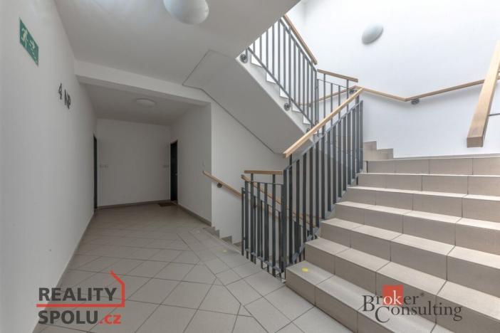 Prodej bytu 2+kk, Praha - Hlubočepy, Werichova, 44 m2