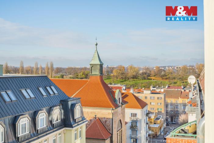 Prodej bytu 2+kk, Praha, V kapslovně, 58 m2