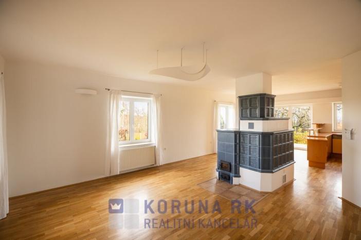 Prodej vily, Lišov, Topolová, 321 m2