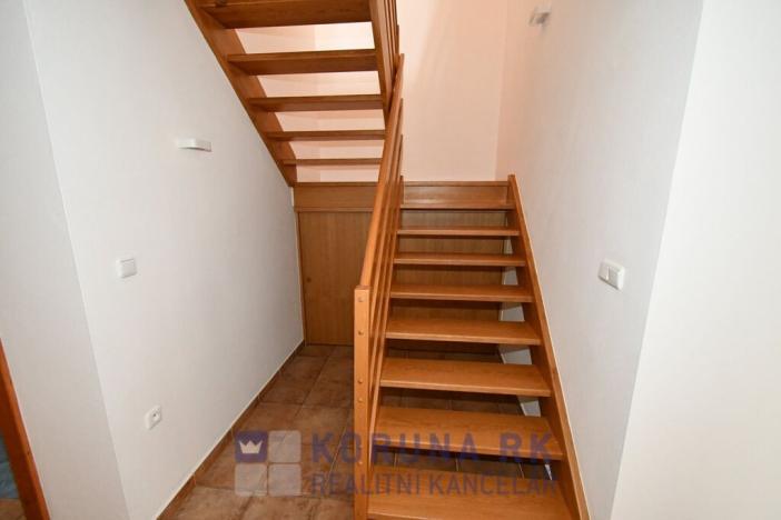 Prodej vily, Lišov, Topolová, 321 m2