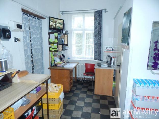 Prodej obchodního prostoru, Žatec - Bezděkov, 190 m2