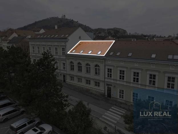 Prodej atypického bytu, Mikulov, Komenského, 164 m2
