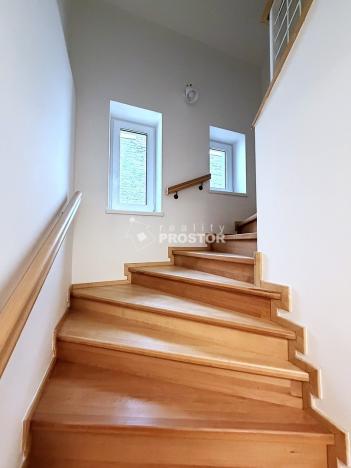 Pronájem bytu 4+kk, Rudná, Nerudova, 90 m2