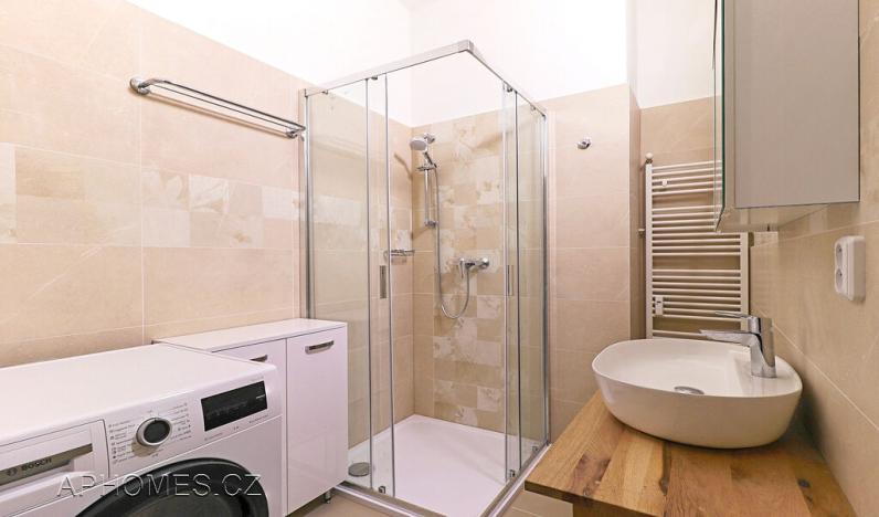 Pronájem bytu 2+1, Praha - Nusle, Petra Rezka, 68 m2