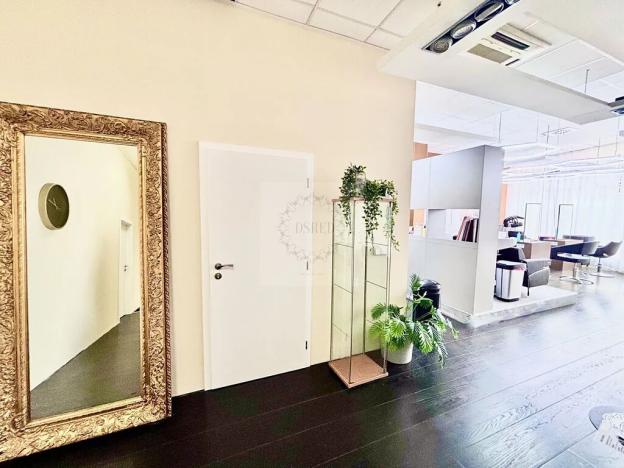 Pronájem obchodního prostoru, Brno, Příkop, 15 m2