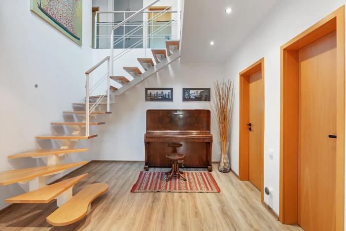 Pronájem rodinného domu, Praha - Kbely, Divišova, 187 m2