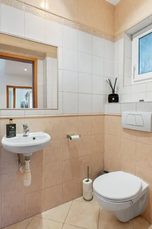 Pronájem rodinného domu, Praha - Kbely, Divišova, 187 m2