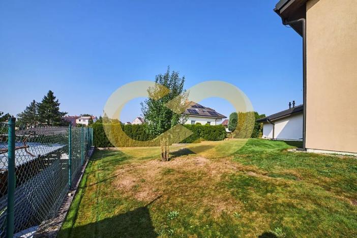 Prodej atypického bytu, Planá nad Lužnicí, Harrachova, 150 m2