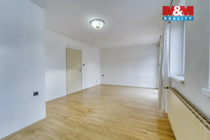 Prodej rodinného domu, Plzeň - Severní Předměstí, V Lužánkách, 183 m2