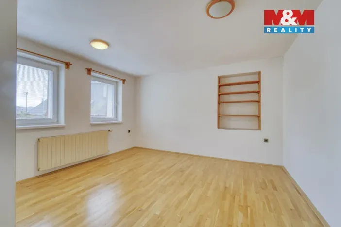 Prodej rodinného domu, Plzeň - Severní Předměstí, V Lužánkách, 183 m2