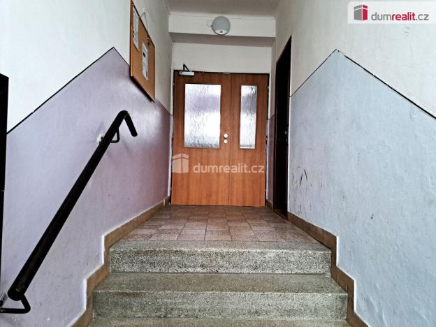 Pronájem bytu 1+1, Ústí nad Labem - Ústí nad Labem-centrum, Růžový palouček, 32 m2