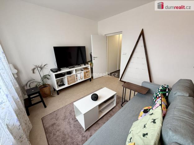 Pronájem bytu 1+1, Kralupy nad Vltavou - Lobeček, Štefánikova, 36 m2