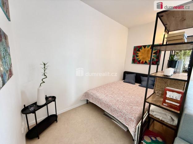 Pronájem bytu 1+1, Kralupy nad Vltavou - Lobeček, Štefánikova, 36 m2