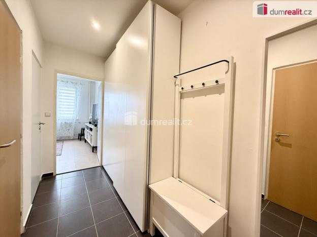 Pronájem bytu 1+1, Kralupy nad Vltavou - Lobeček, Štefánikova, 36 m2