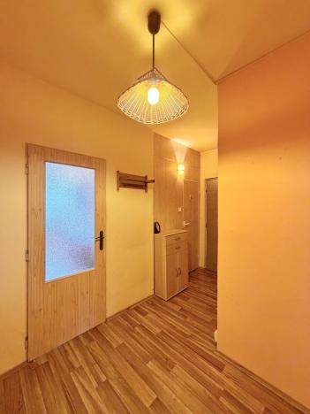 Pronájem bytu 2+1, Liberec - Liberec IV-Perštýn, Kominická, 63 m2