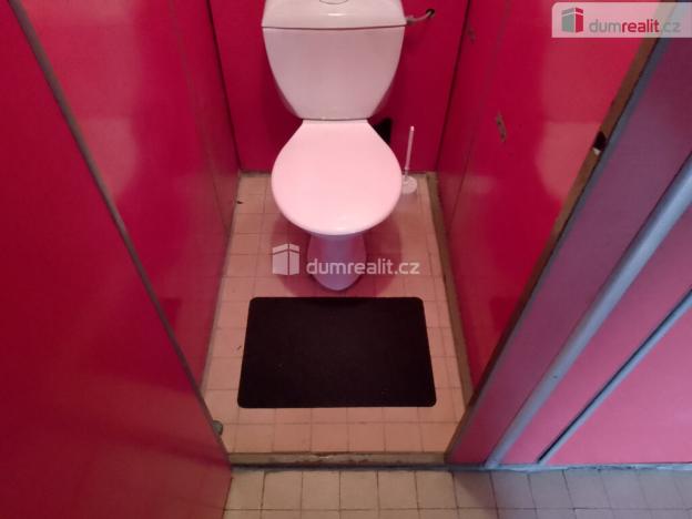 Pronájem bytu 2+1, Karlovy Vary, Přátelství, 56 m2