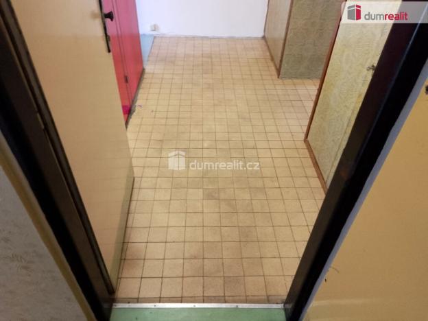 Pronájem bytu 2+1, Karlovy Vary, Přátelství, 56 m2