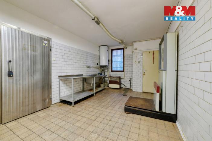 Pronájem obchodního prostoru, Planá, náměstí Svobody, 95 m2