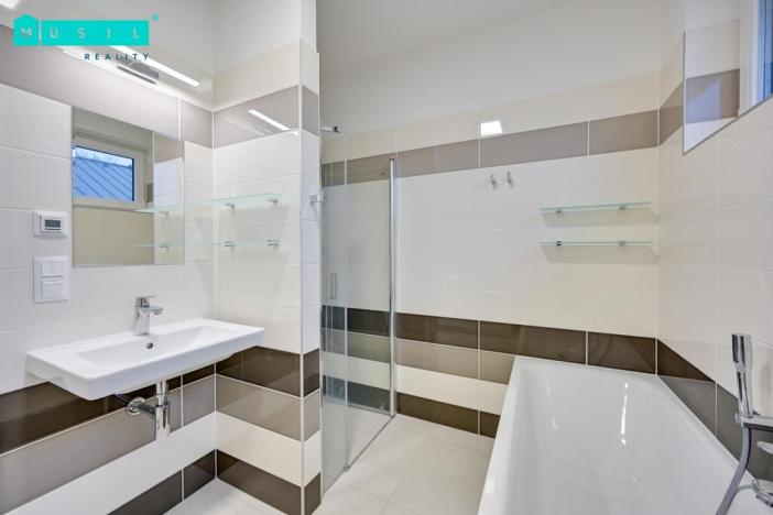 Pronájem bytu 2+kk, Olomouc - Bělidla, Na Bojišti, 54 m2