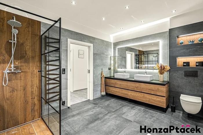 Prodej rodinného domu, Tuhaň, 147 m2