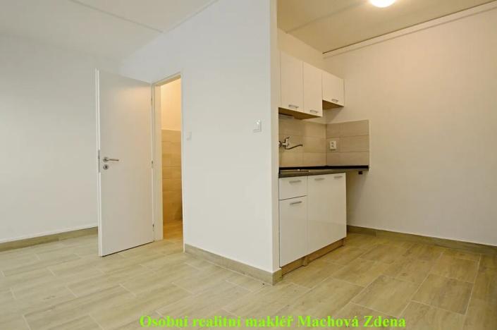 Pronájem bytu 1+kk, Praha - Stodůlky, Chalabalova, 36 m2