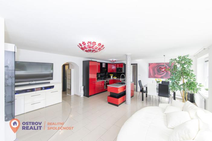 Prodej bytu 4+kk, Všemina, 72 m2