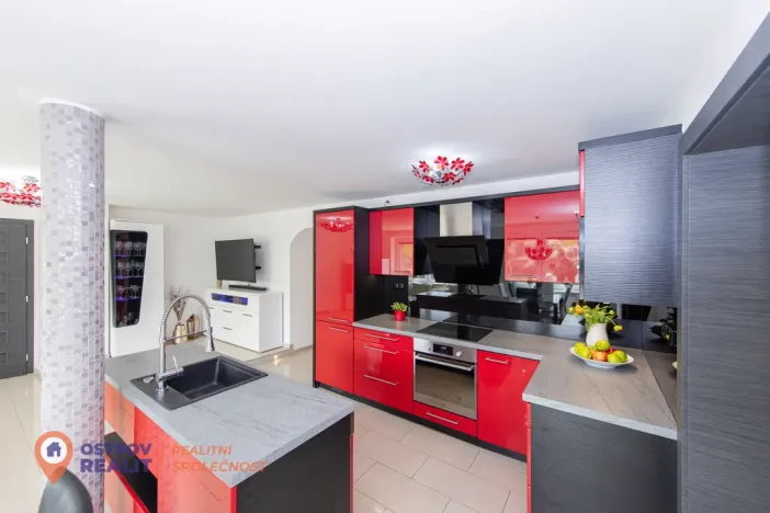 Prodej bytu 4+kk, Všemina, 72 m2