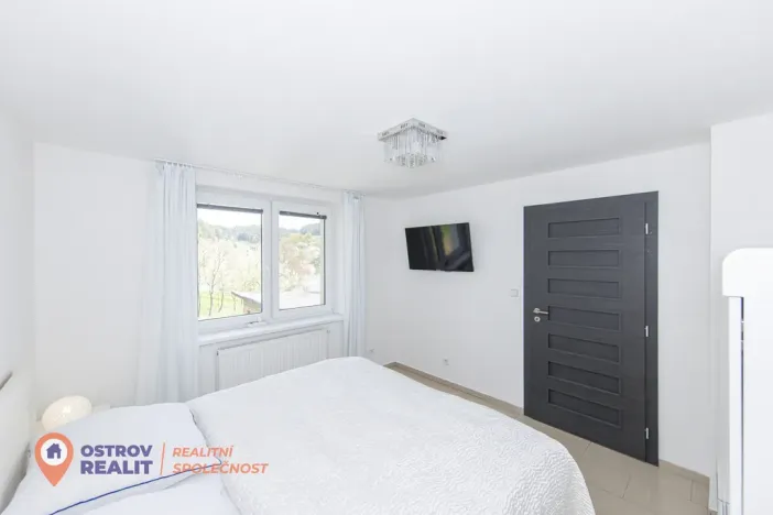 Prodej bytu 4+kk, Všemina, 72 m2