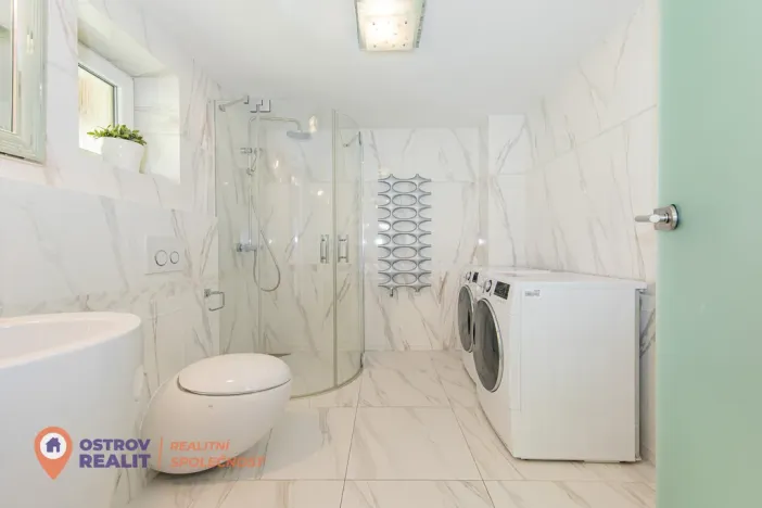 Prodej bytu 4+kk, Všemina, 72 m2