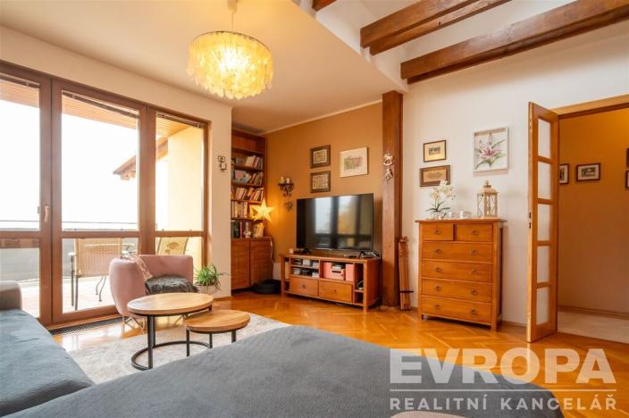 Prodej činžovního domu, Praha - Lipence, 958 m2