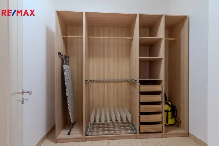 Pronájem bytu 3+kk, Praha - Karlín, Rohanské nábřeží, 117 m2