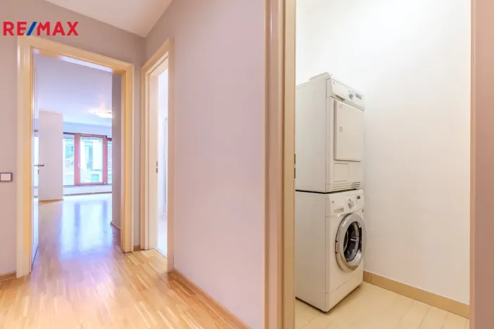 Pronájem bytu 3+kk, Praha - Karlín, Rohanské nábřeží, 117 m2