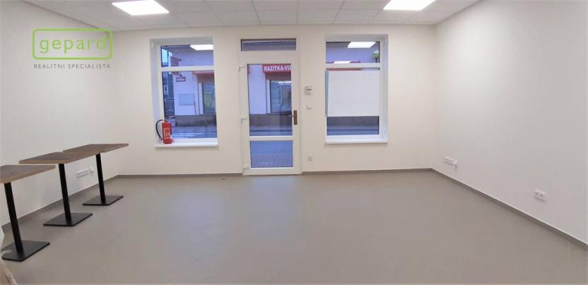 Pronájem obchodního prostoru, Český Brod, Suvorovova, 27 m2