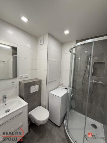 Pronájem bytu 1+kk, Plzeň, Sokolovská, 34 m2