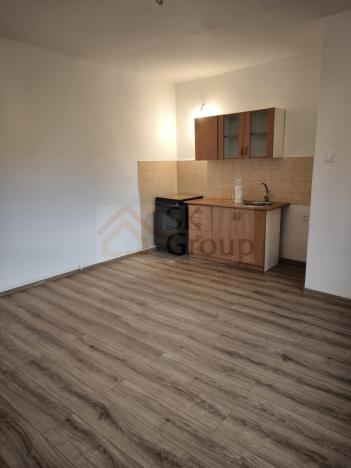 Pronájem bytu 1+kk, Kynšperk nad Ohří, Maxima Gorkého, 30 m2