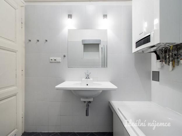 Pronájem bytu 2+1, Praha - Holešovice, Farského, 112 m2