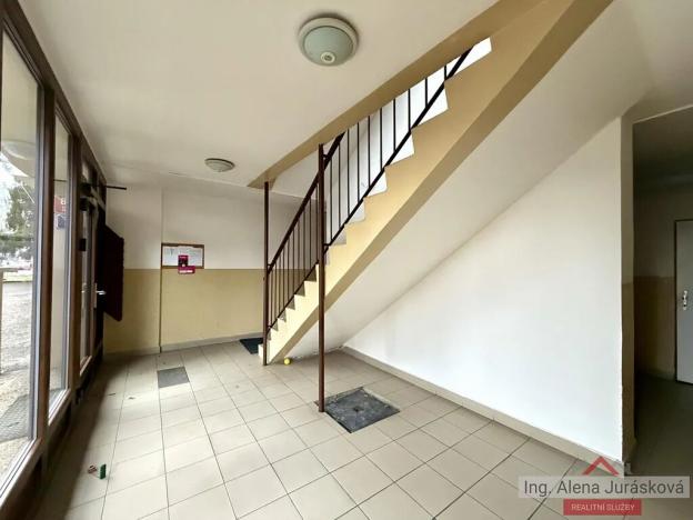 Prodej bytu 2+kk, Praha - Hostivař, Záveská, 36 m2