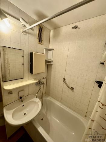 Pronájem bytu 1+1, Karviná, Slovenská, 36 m2