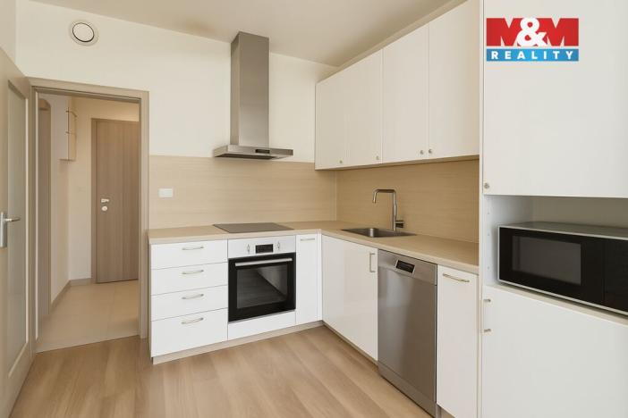 Pronájem bytu 3+1, Praha - Uhříněves, Oty Bubeníčka, 68 m2