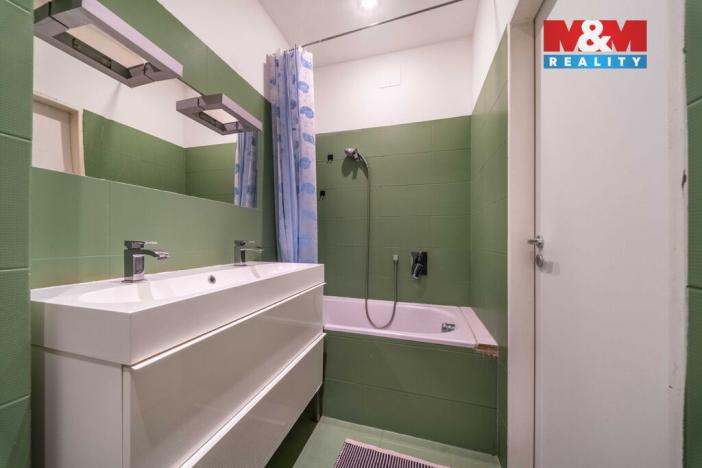 Pronájem bytu 1+kk, Plzeň, Vrchlického, 27 m2