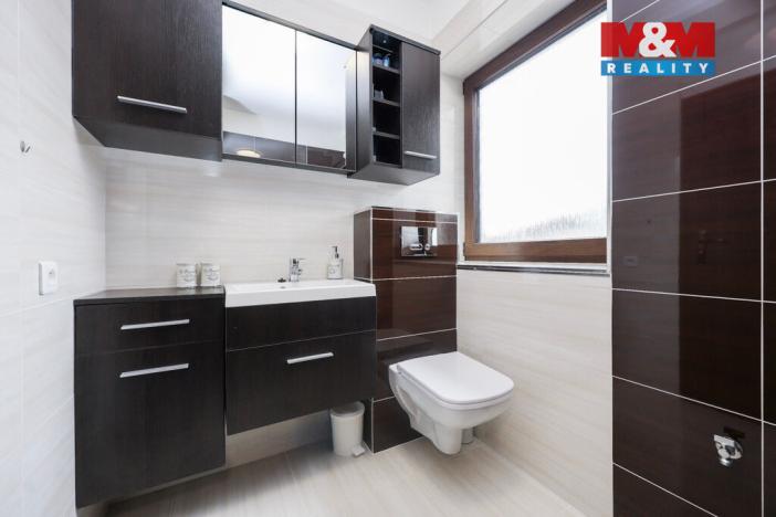 Prodej obchodního prostoru, Zvole, 1860 m2