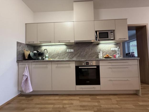 Pronájem bytu 3+kk, Pardubice - Zelené Předměstí, Hronovická, 100 m2